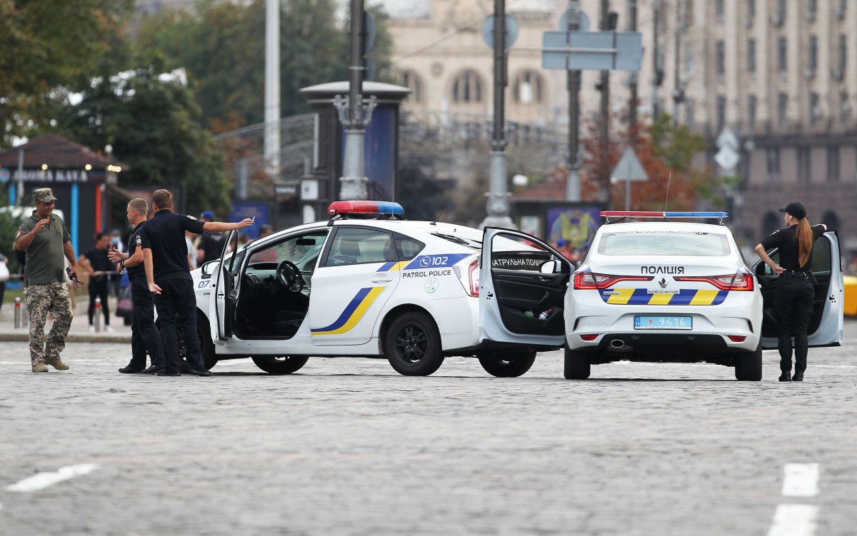 Улицы Киева массово перекроют 1 декабря: как будет курсировать общественный транспорт