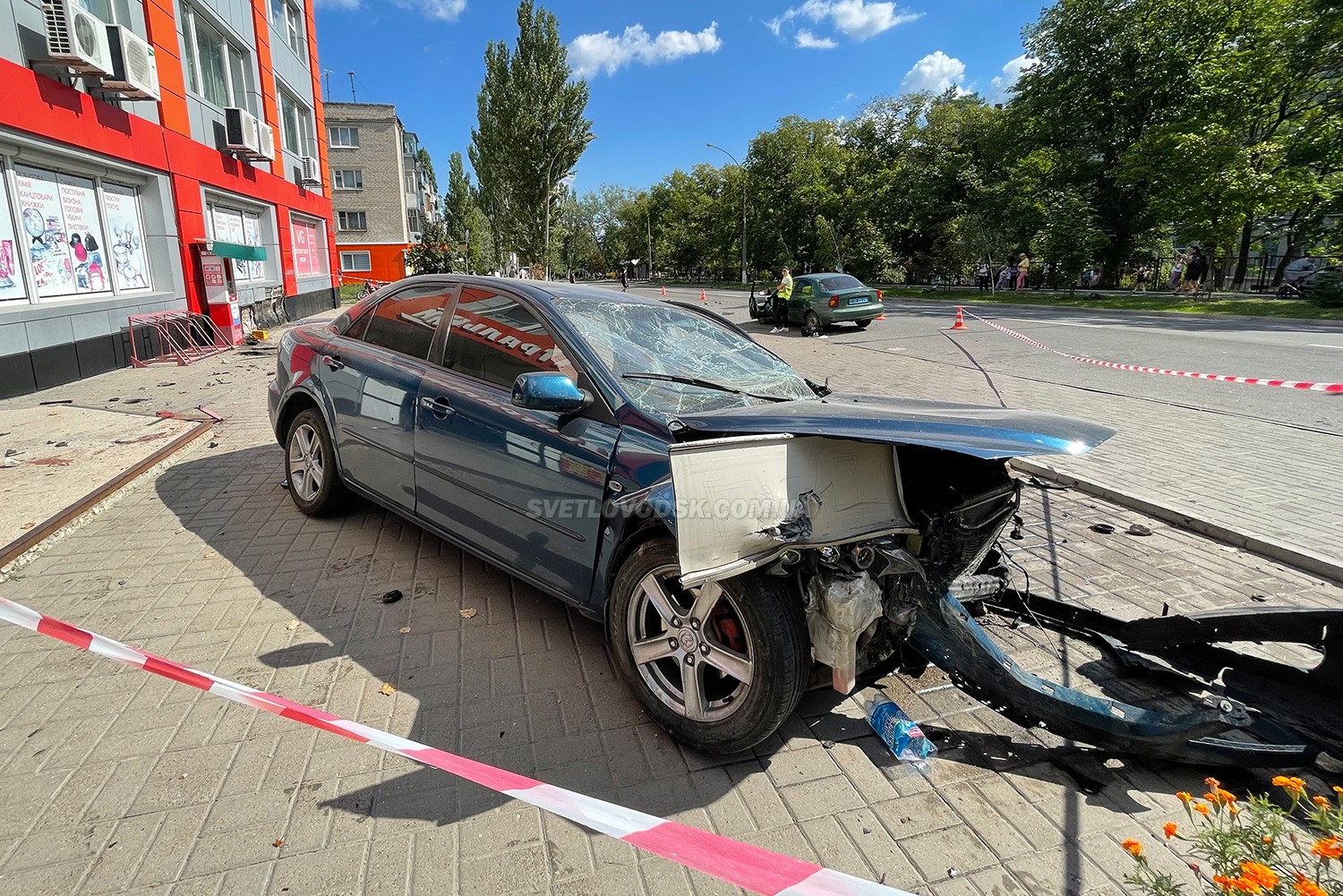 Водійка у Світловодську на тротуарі розчавила матір трьох дітей - фото