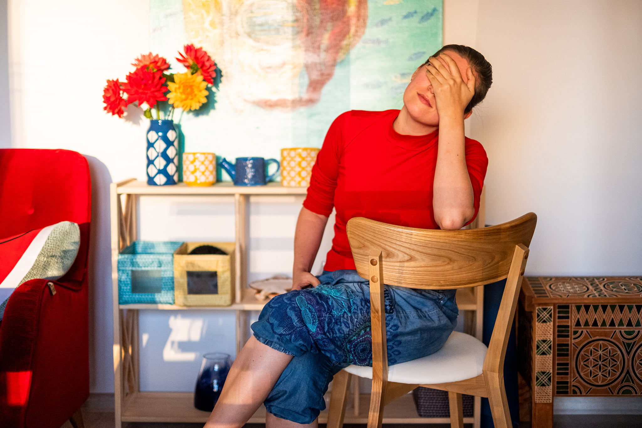 Напав просто в купе: відома ілюстраторка розповіла, як її намагались зґвалтувати в поїзді УЗ