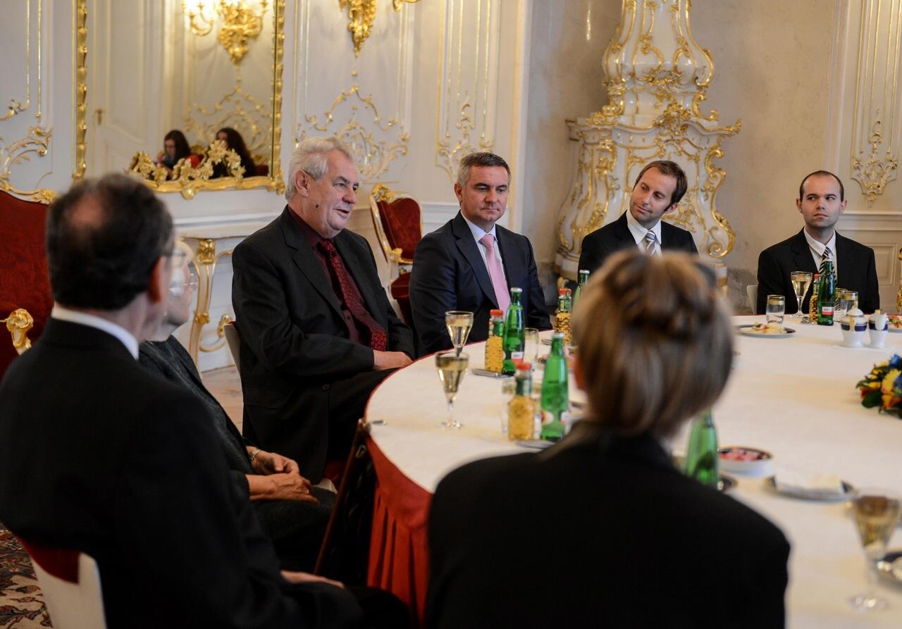 Президент Чехії Мілош Земан потрапив до лікарні - що сталося