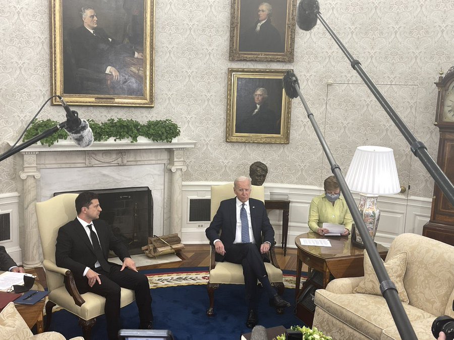 Первая встреча Зеленского и Байдена стартовала в Вашингтоне - видео