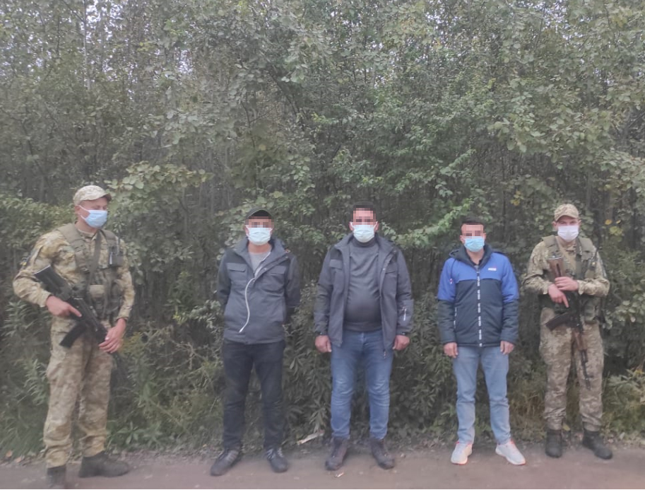 Трех нелегалов из Турции задержали на Львовщине