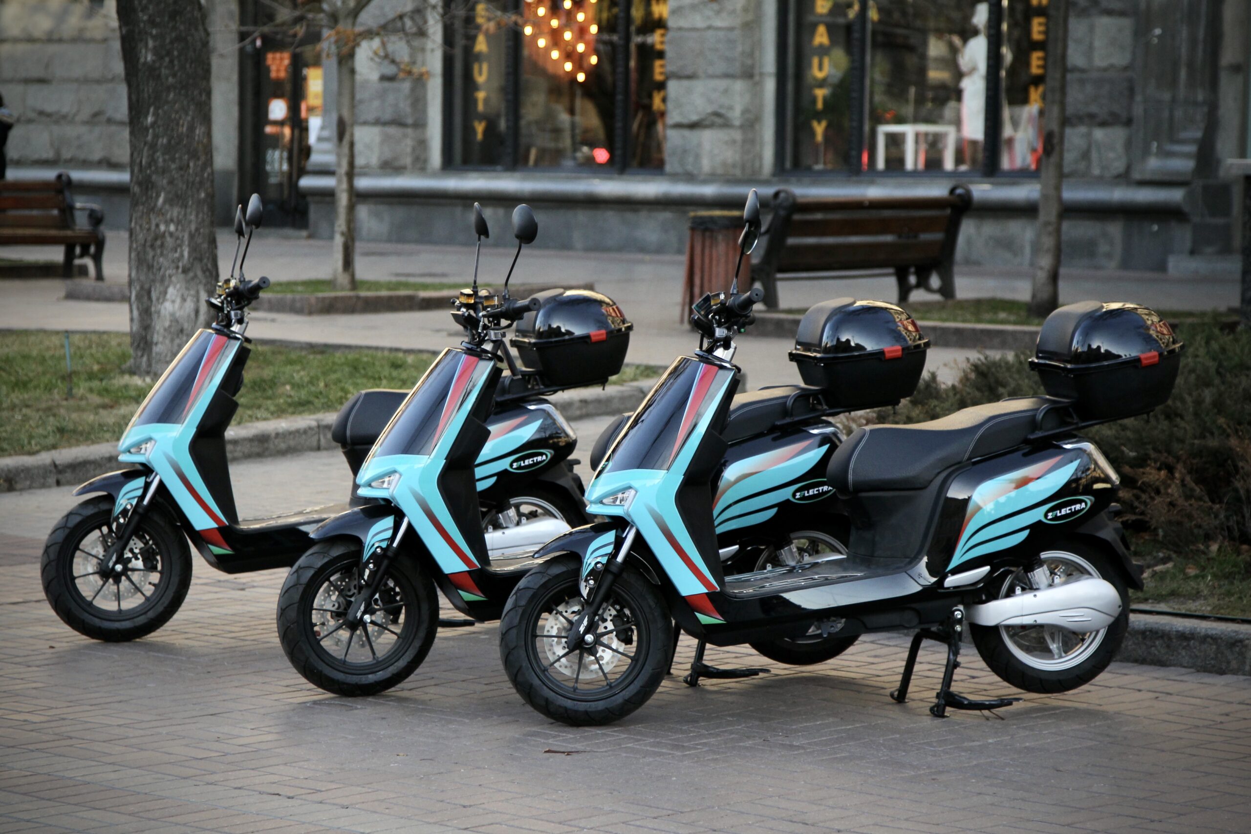 Не только самокаты: в Киеве можно арендовать новый вид электротранспорта