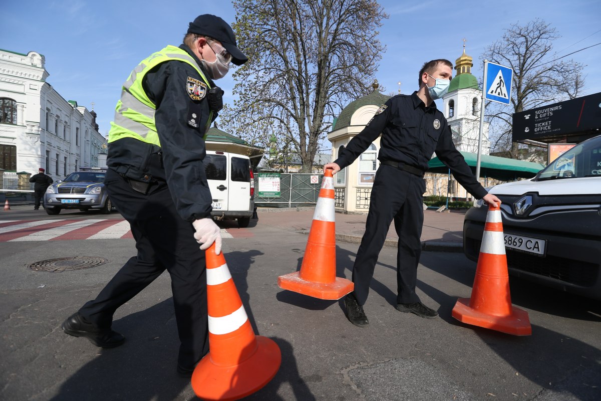 На три дня перекрыто движение по трассе Киев - Чоп