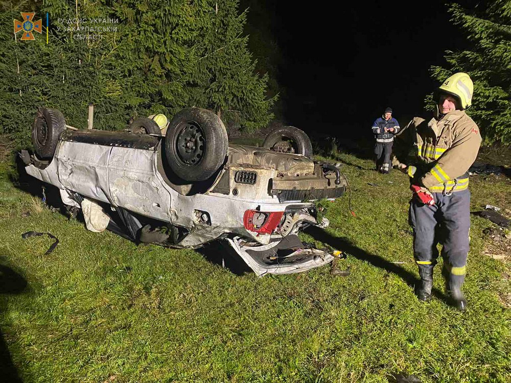 На Закарпатье в ДТП погиб 12-летний мальчик - фото