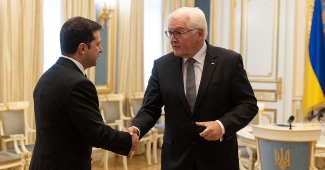 Зеленский выступил против приезда Штайнмайера в Киев