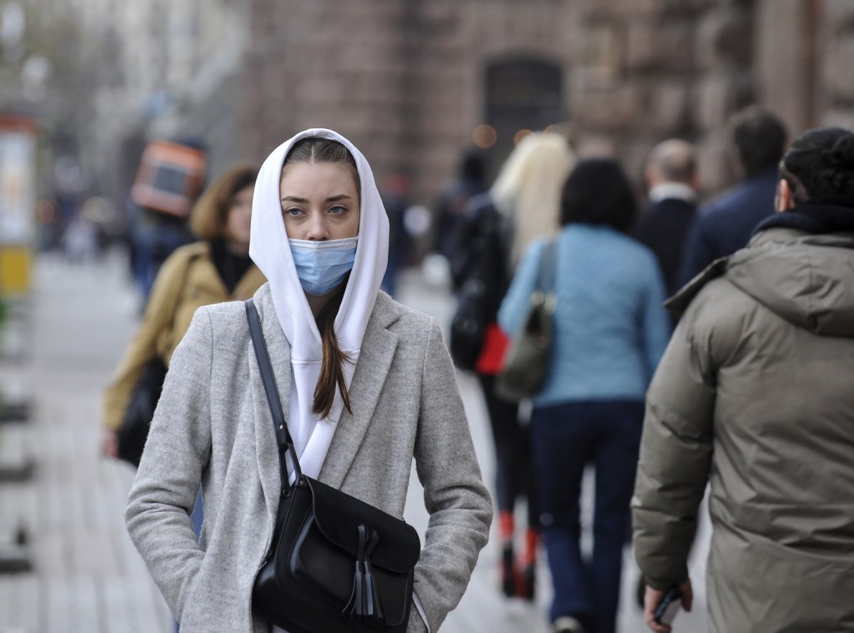 Девять регионов Украины выходят из красной зоны карантина