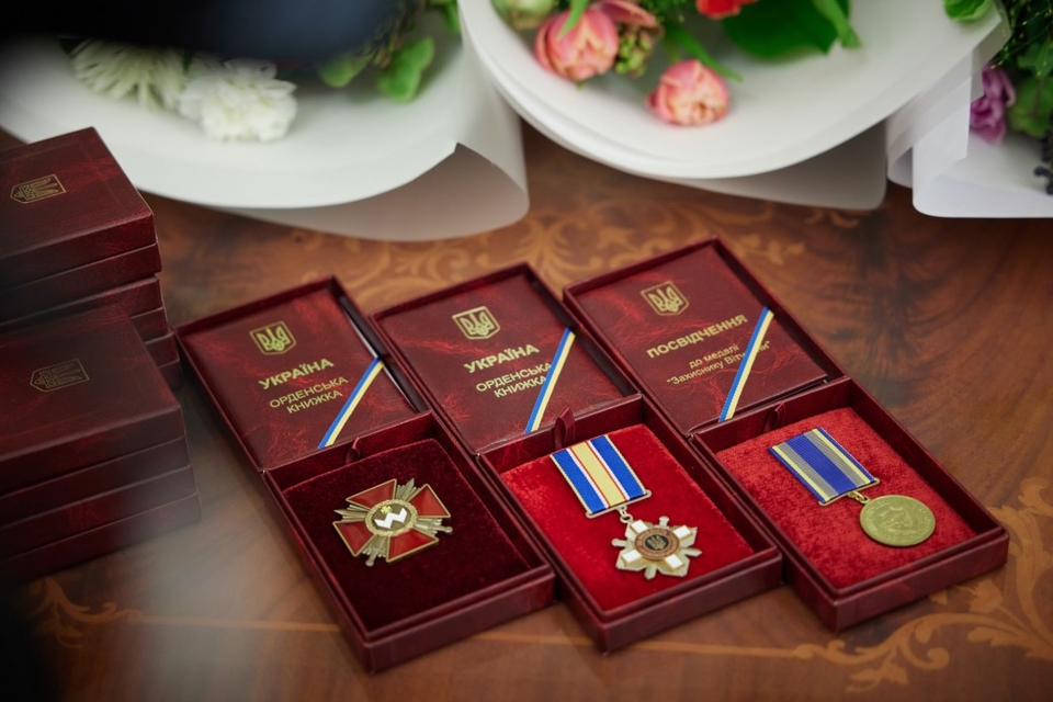 Чиновники из Офиса президента получили награды от Зеленского
