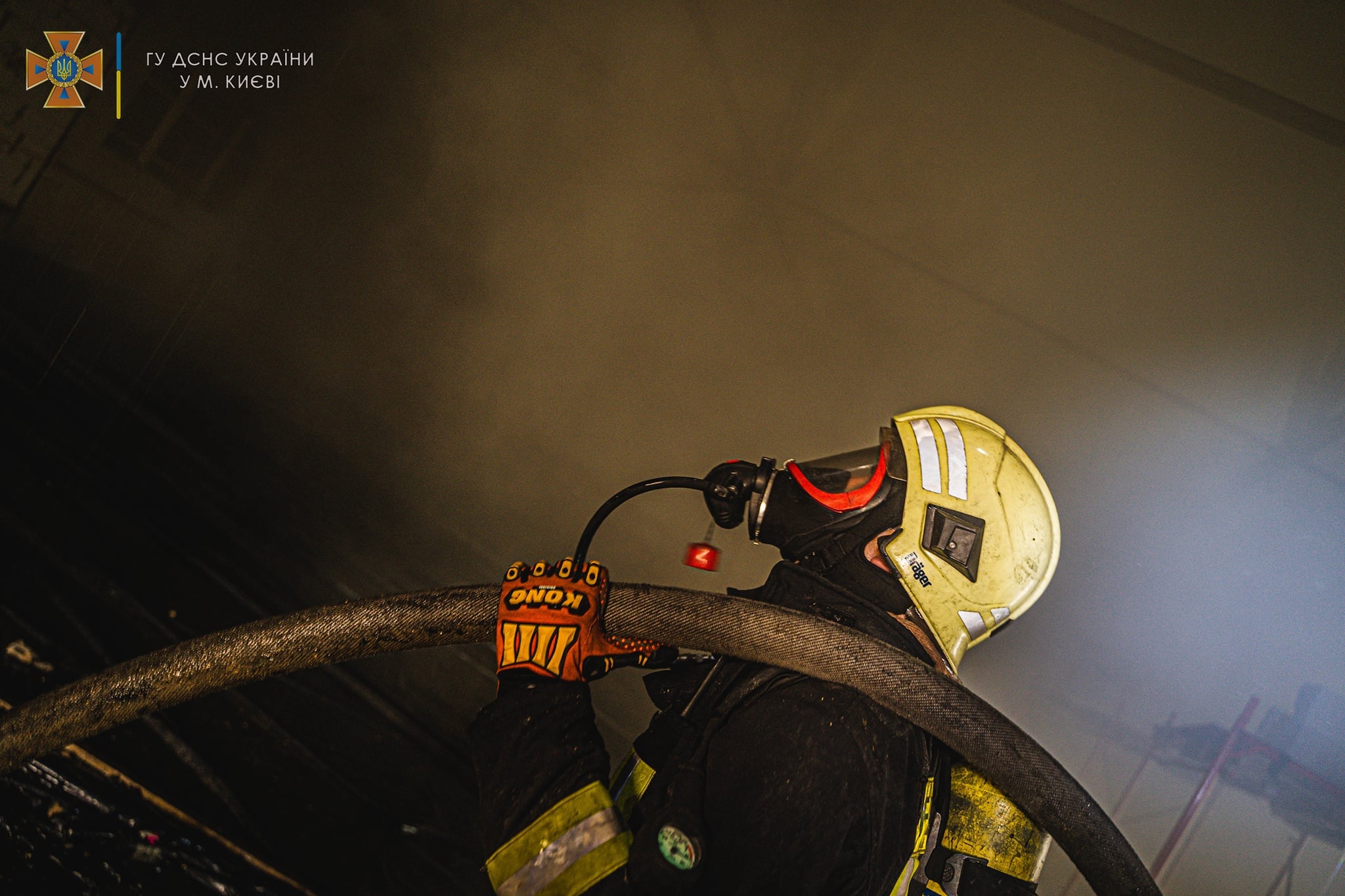 Чоловік згорів під час пожежі в Києві