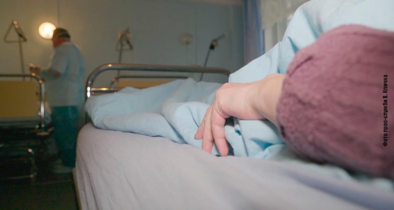 Захворюваність на коронавірус у Києві зросла у сім разів: лікарі стали помічати нові симптоми хвороби