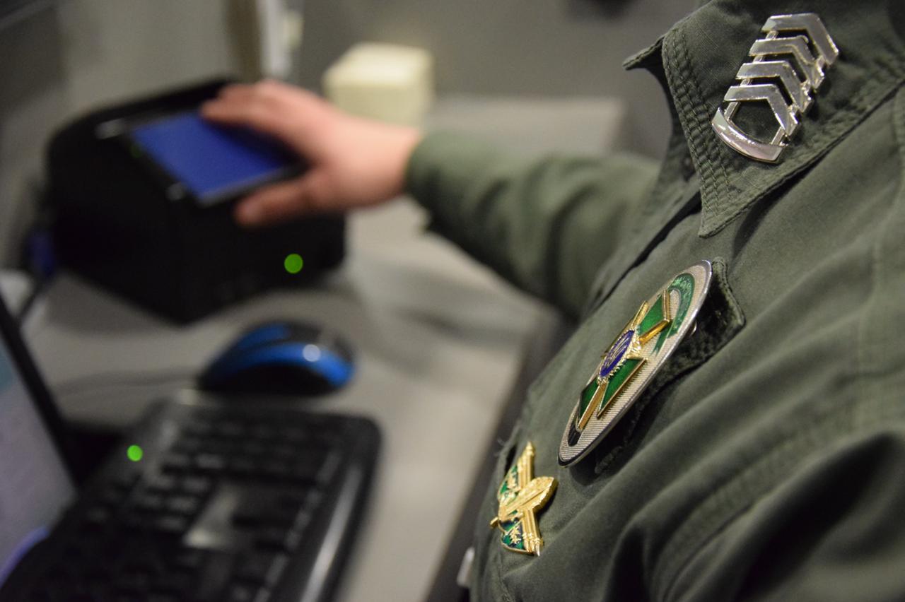 На Одещині посадовці та лікарі продавали довідки для виїзду чоловіків за кордон