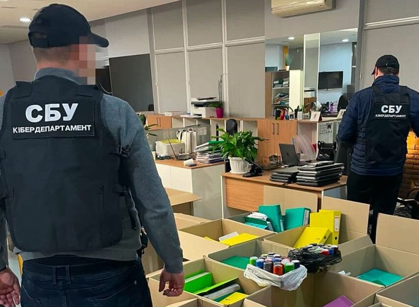 СБУ разоблачила схему хищения 3 миллиардов грн на строительстве Подольского моста