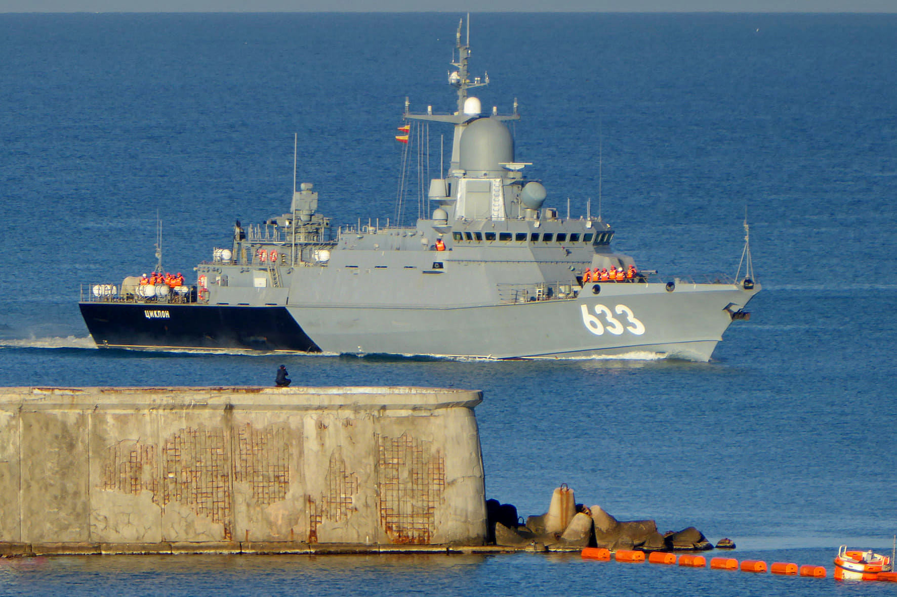 Россия имеет преимущество в Азовском море и может воспользоваться этим в случае войны - Кулеба