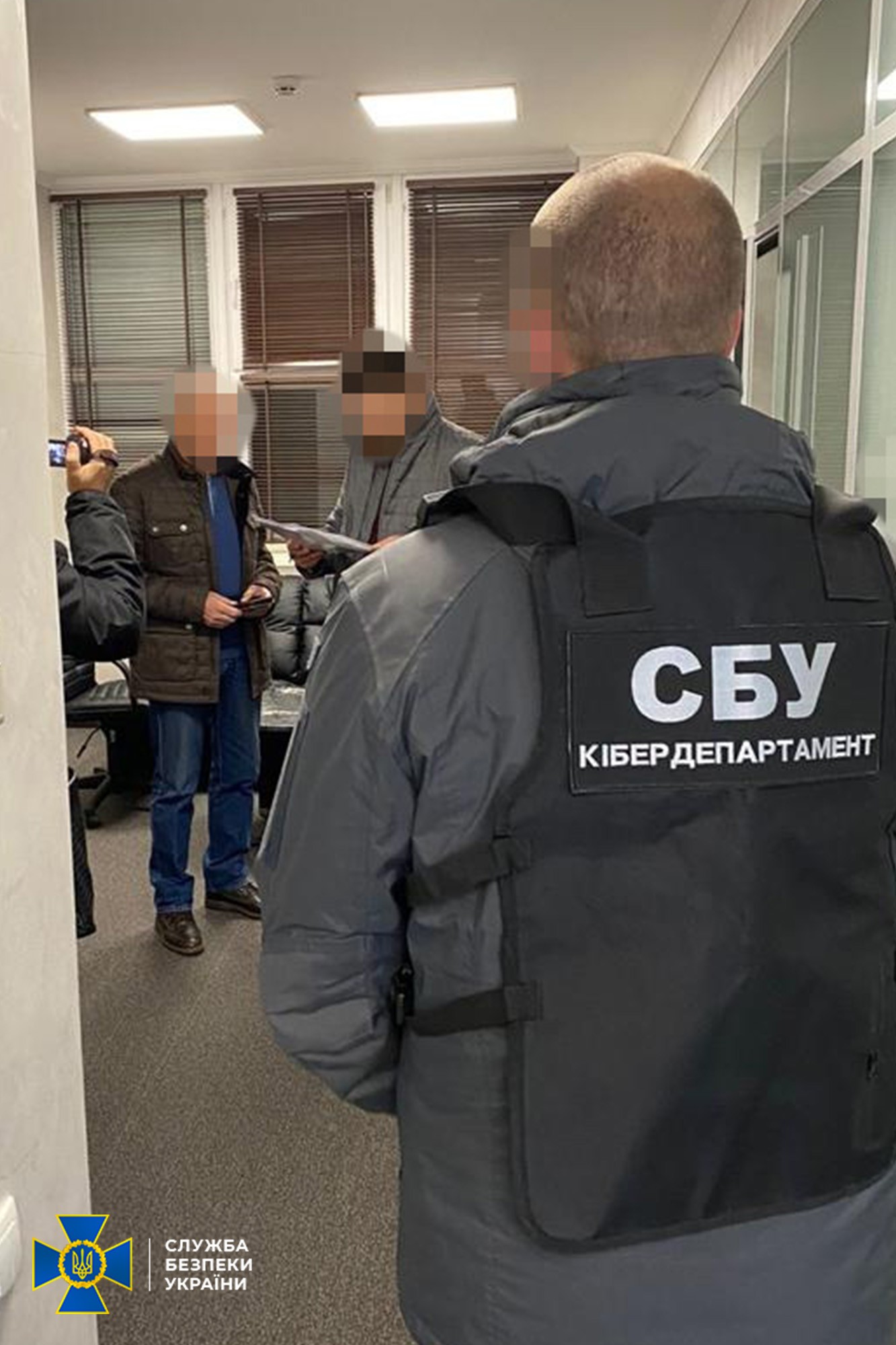 В Україні "накрили" конвертцентр, який відмив сотні мільйонів гривень на пальному