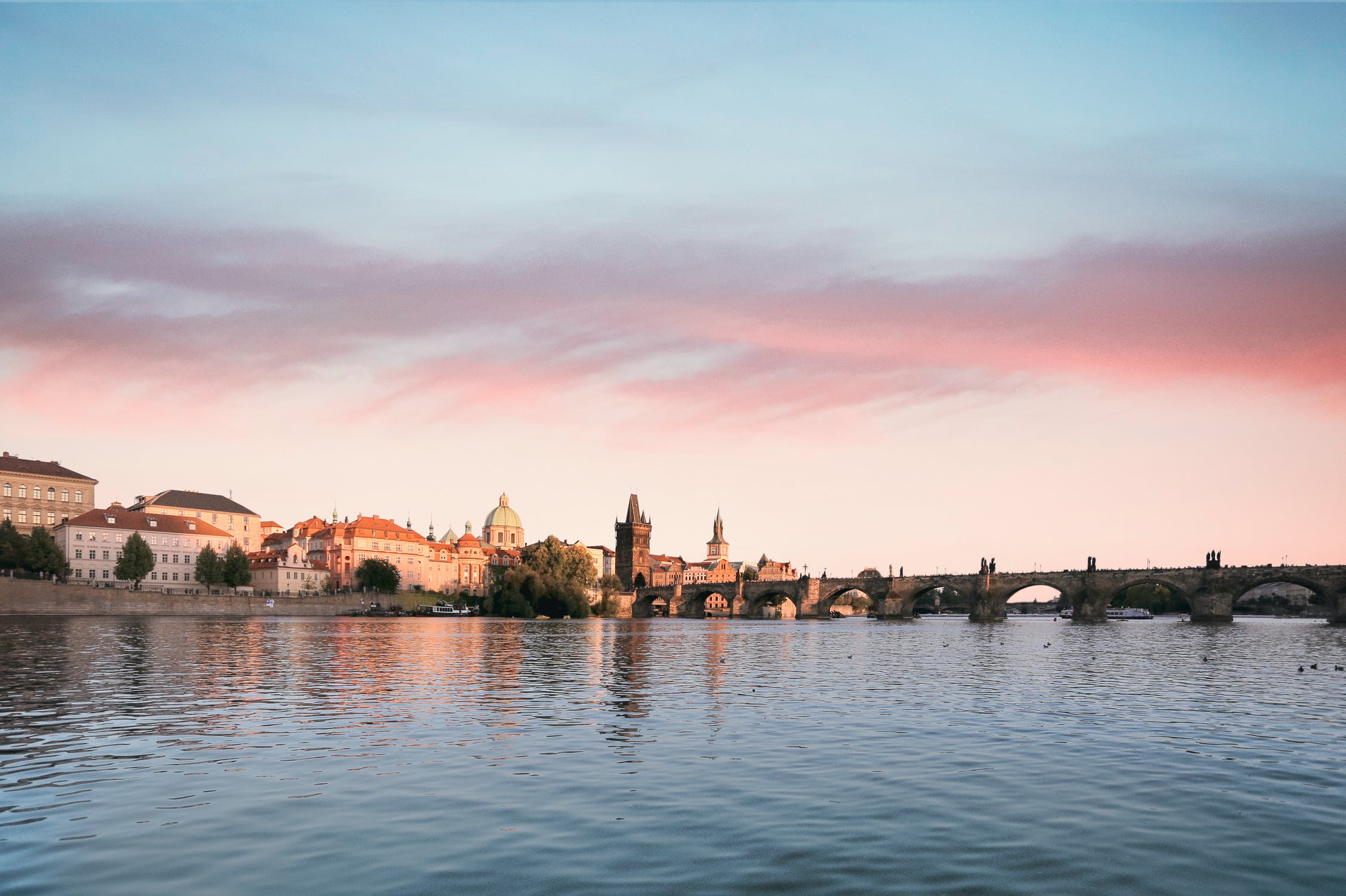 З 27 грудня Чехія змінює правила в'їзду для українців