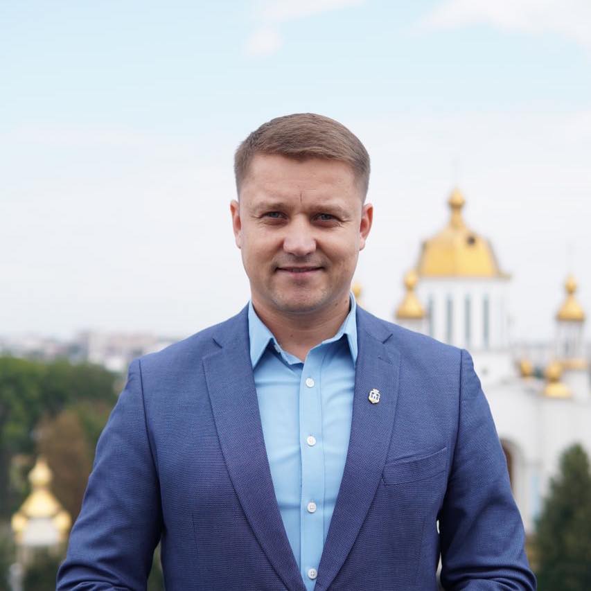 Звідки гроші? Мер Рівного Третяк придбав будинок вдвічі дешевше реальної ціни