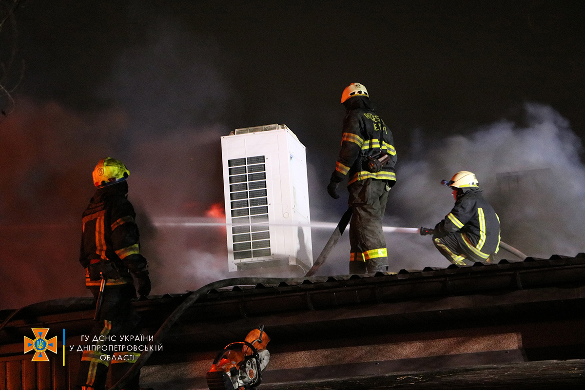 Пожежа в ресторанному комплексі в Дніпропетровській області. Фото: dp.dsns.gov.ua