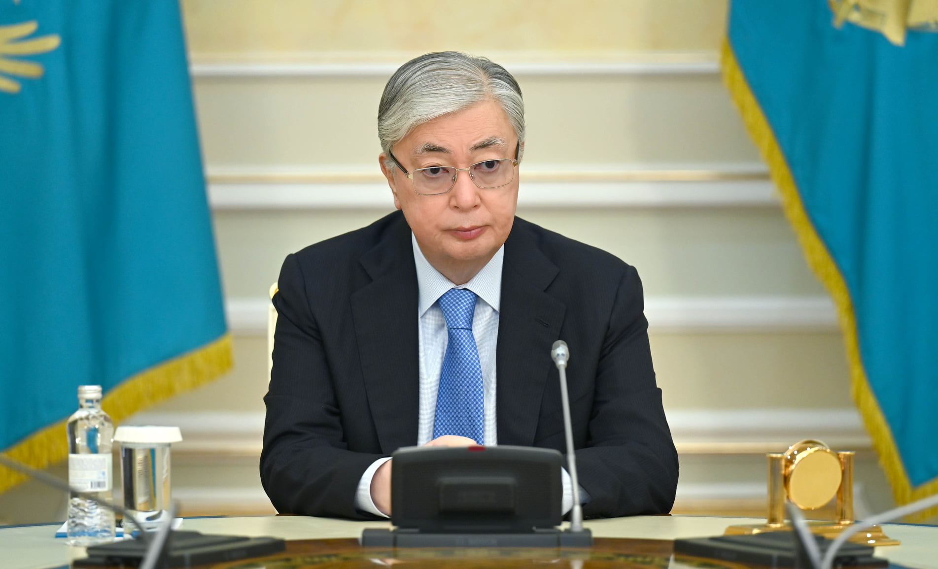 Паливна криза в РФ: Росія веде переговори з Казахстаном про імпорт 50 тисяч тонн бензину