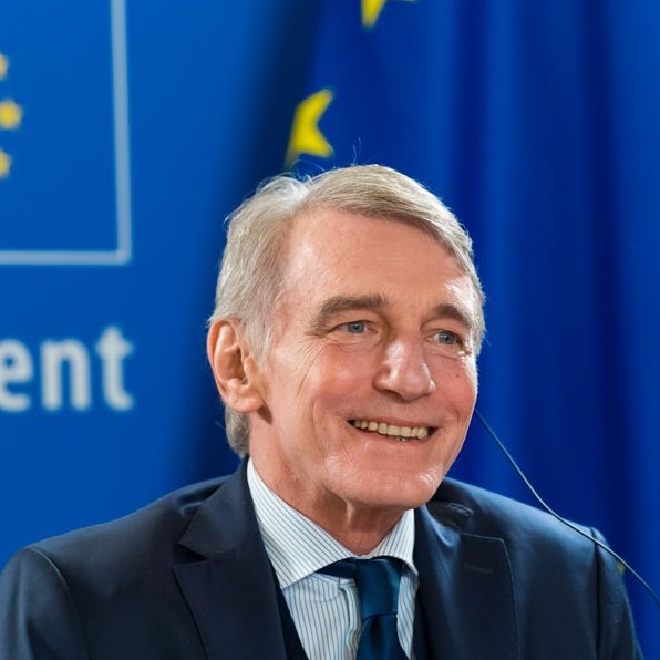 Президент Европарламента скончался в больнице после госпитализации