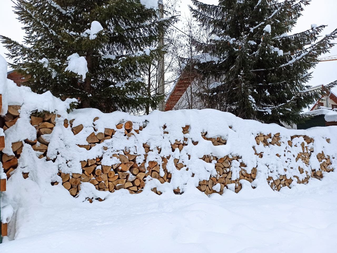 Сніг і дощі чергуватимуться з морозами: прогноз погоди на наступні три доби