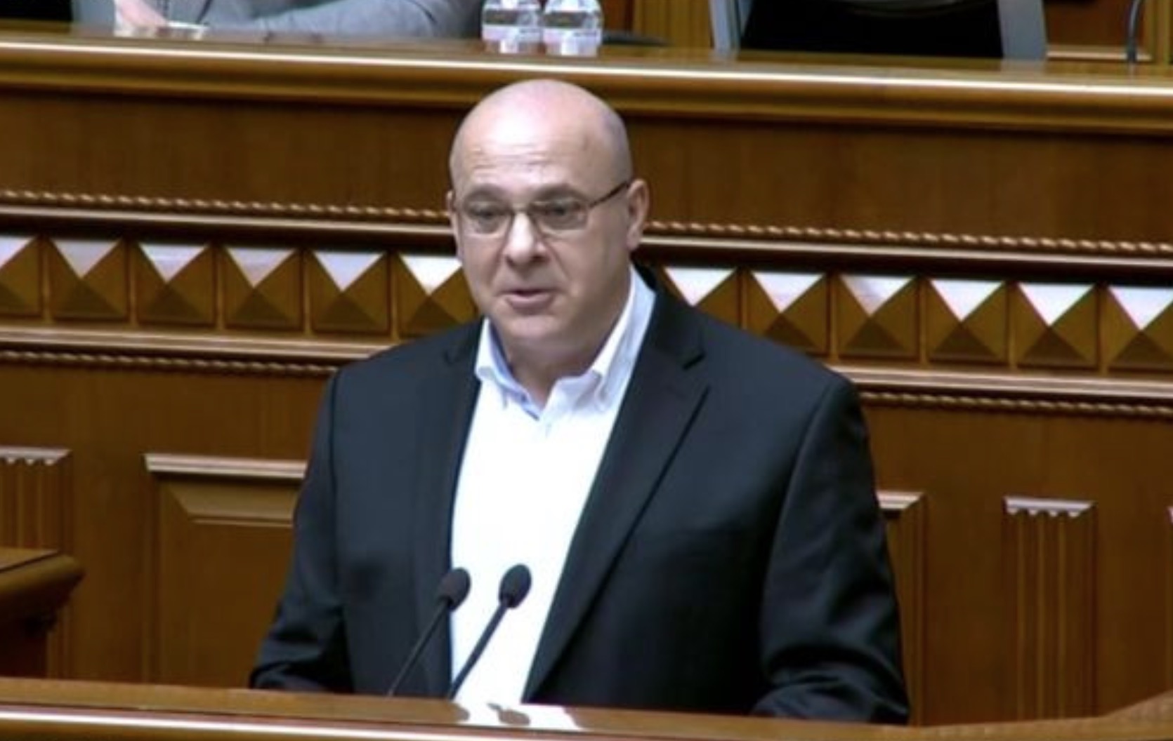 "Слуге народа" Копыленко сестра подарила почти три миллиона гривен