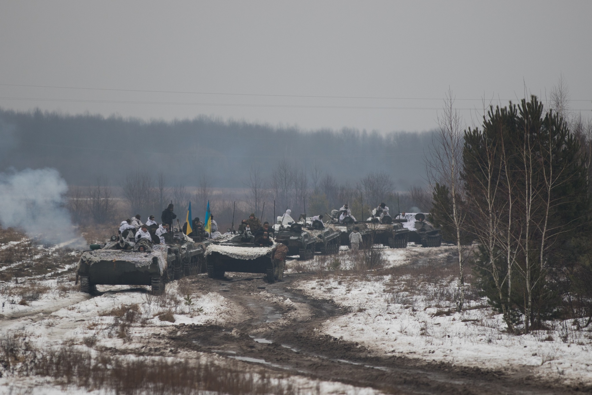 Российские наемники обстреляли позиции ООС: был ранен украинский воин