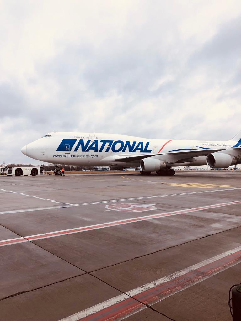 Девятая птичка под флагом США: очередная партия военной помощи прибыла в Украину