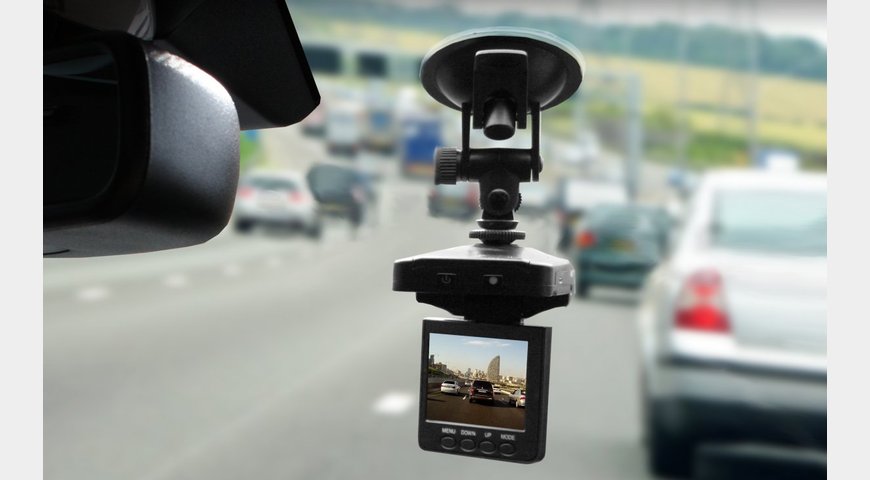 В Украине запретили использовать видеорегистраторы на время войны