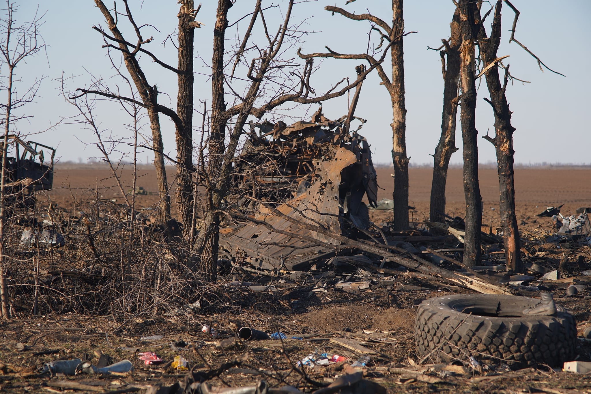 Більшість окупантів мріють просто вижити на війні в Україні, а страх "лікують" алкоголем (відео)