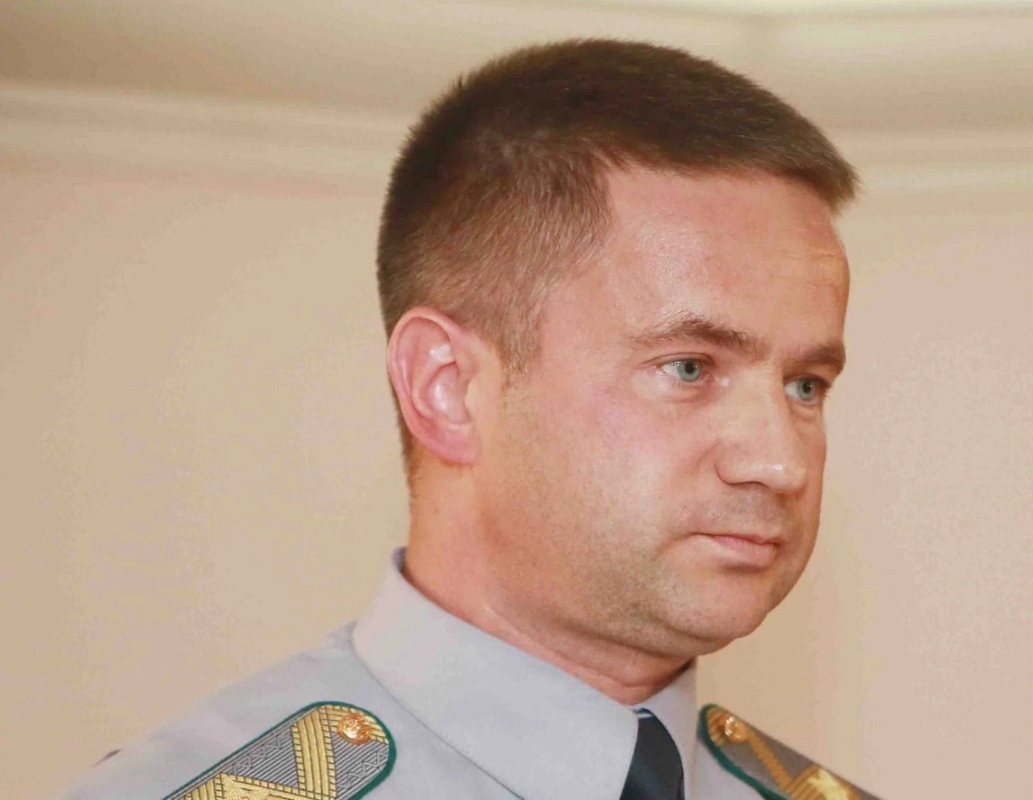 Член політради "Слуги народу" встиг втекти з України перед початком війни - УП