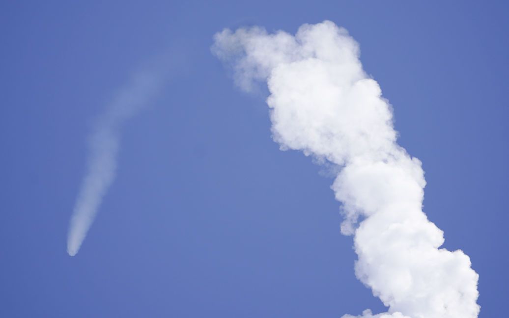 Глава Львовской ОВА показал фото кирпичного завода в Золочеве, куда упали обломки ракеты (фото)