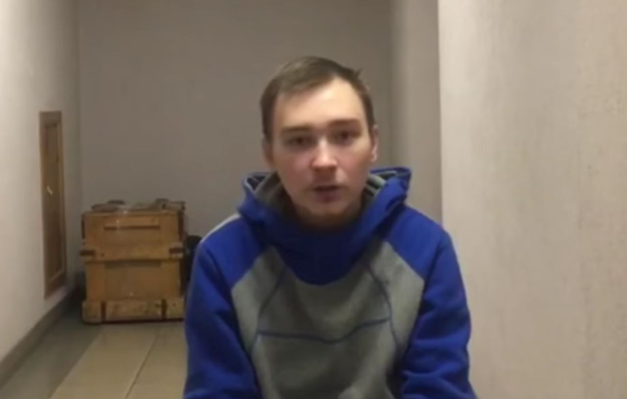 Окупант зізнався, як впритул розстріляв цивільного українця заради авто (відео)