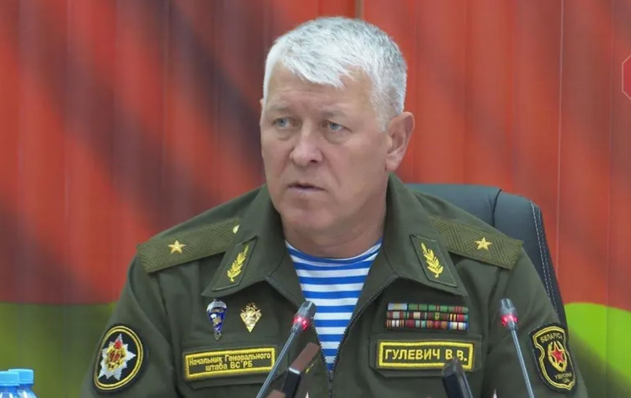 Беларусь развернет войска на границе с Украиной: какая причина