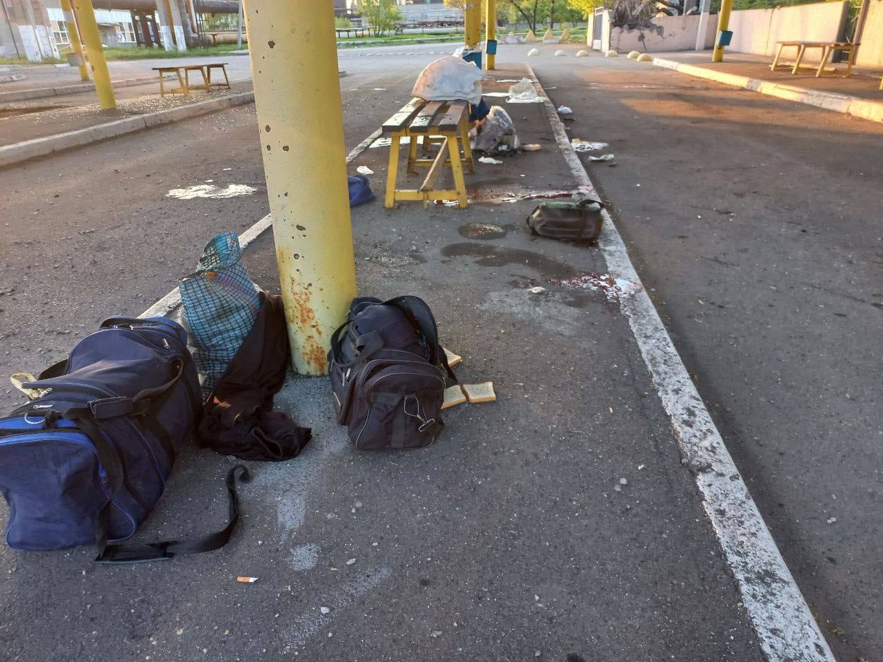 З'явилося відео вбивства рашистами людей на коксохімічному заводі в Авдіївці