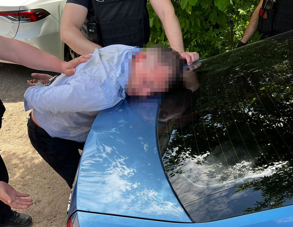 В Кропивницком депутат от ОПЗЖ "под кайфом" подрался с полицией (фото, видео)