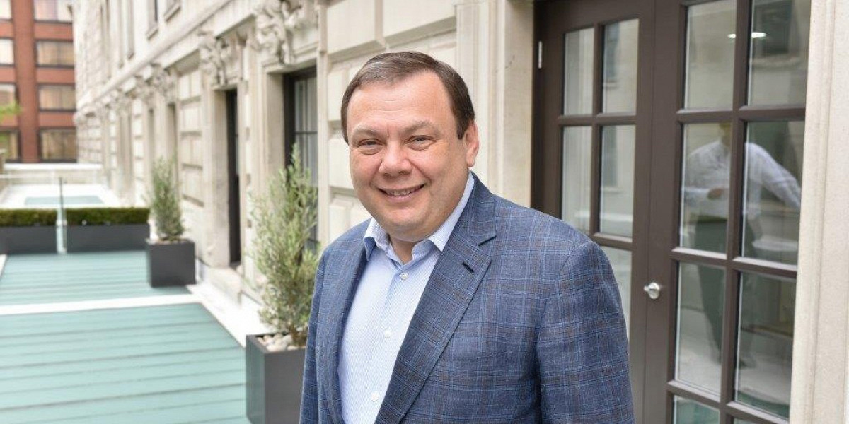 Фінансував оборонні заводи в росії: СБУ повідомила про підозру олігарху фрідману