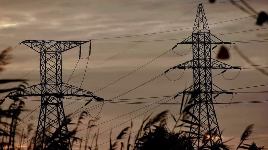 Окупанти повністю знеструмили Луганщину - Гайдай