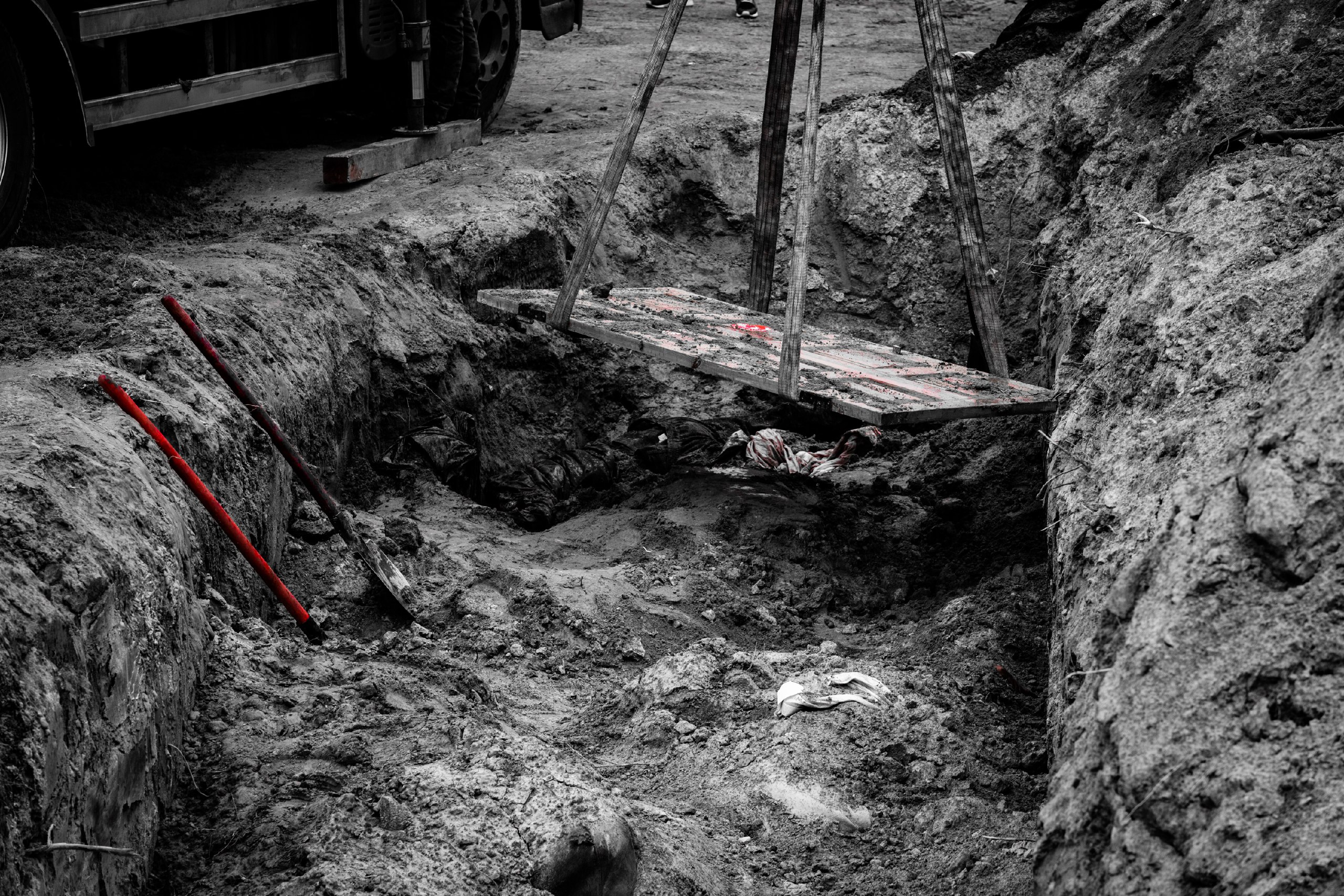 На Київщині було знайдено тіла ще 20 вбитих окупантами мирних жителів, - поліція