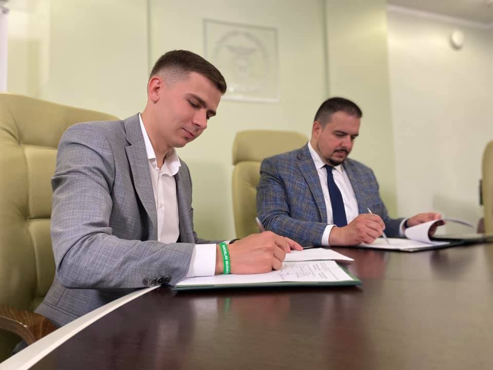 Депутат Харківської облради Павло Столбовий зрадив Україну та виїхав на росію