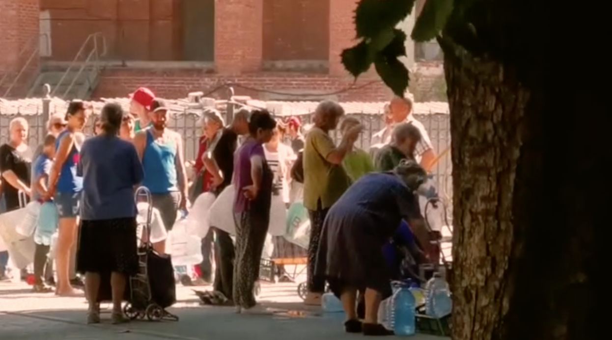 У Маріуполі щодня по 10-15 людей звертаються до медиків з симптомами холери чи дизентерії