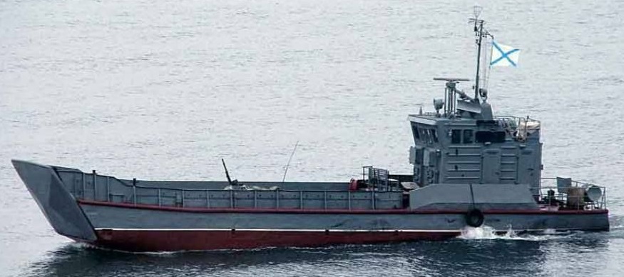 Под Мариуполем взорвался русский десантный катер