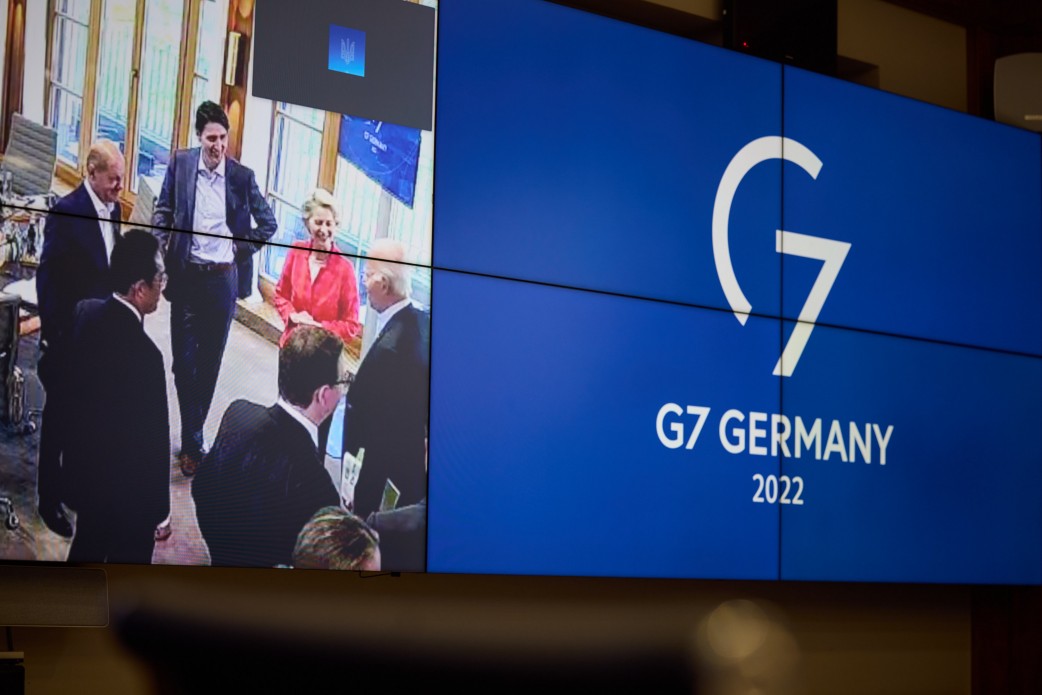 Заплатять санкціями: у G7 засудили фейкові російські референдуми в Україні