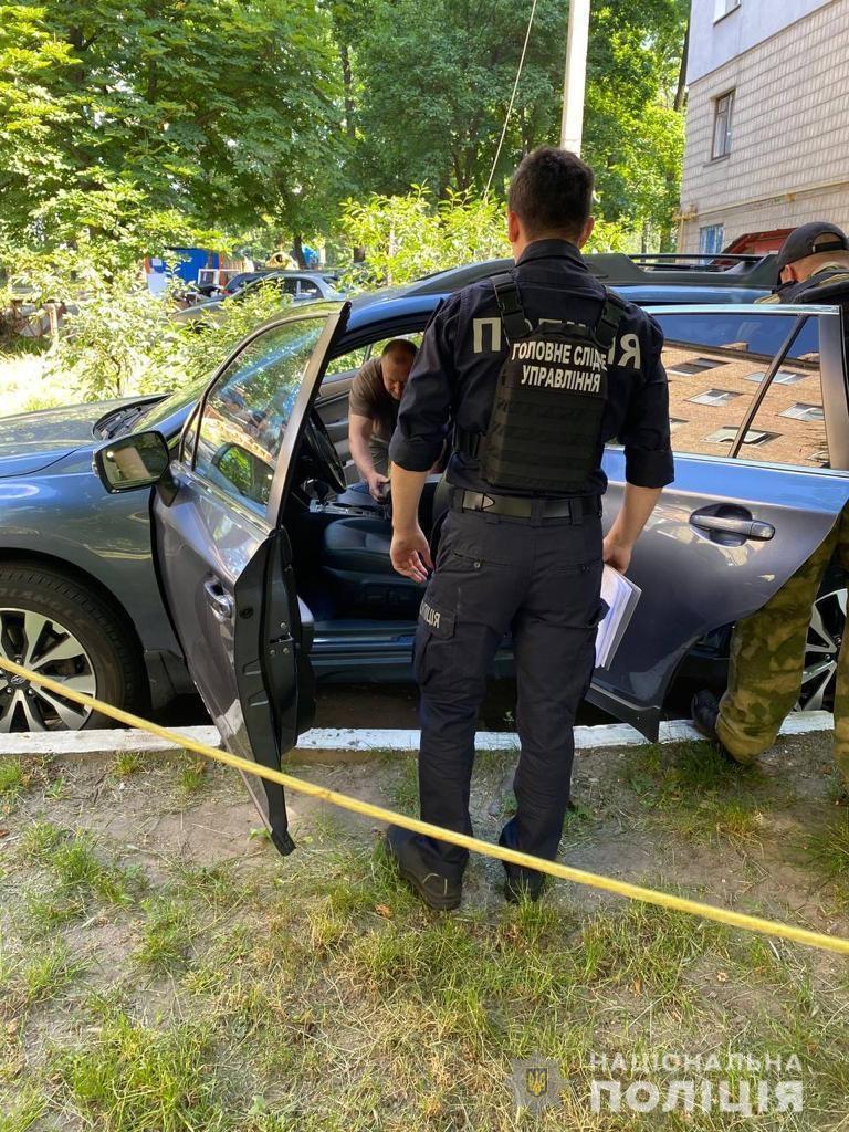 Вооруженного сторонника оккупантов задержала полиция в Буче - фото