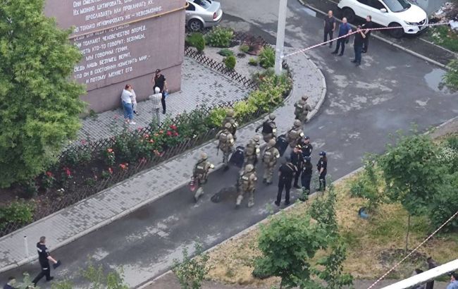 Житель Днепра из окна бросил гранату в людей: пострадал ребенок (фото)