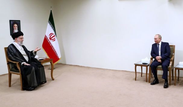 Під час поїздки до Тегерана путіну кілька разів знадобилася медична допомога - ЗМІ