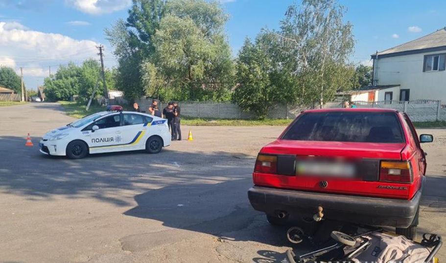 Пьяный водитель на Хмельнитчине сбил женщину с ее дочерью и внучкой