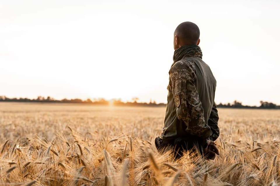 В Украине желающие служить по контракту проходят испытательный срок