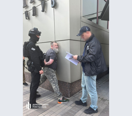 Суд арештував співробітника СБУ, який працював на спецслужби рф