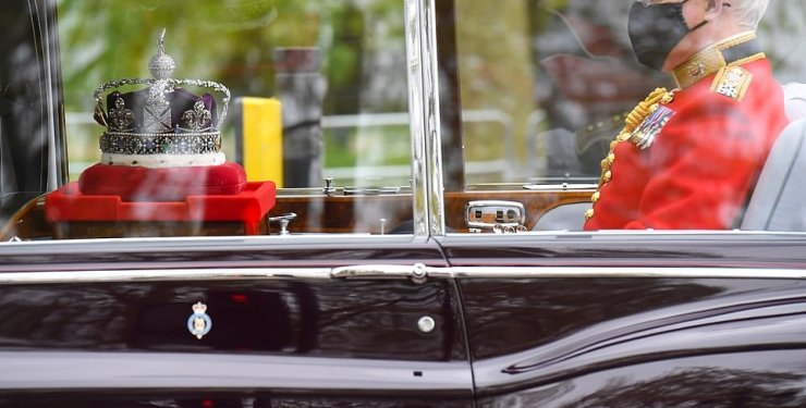 Завтра у Британії простяться з королевою: тіло Єлизавети II поховають у каплиці