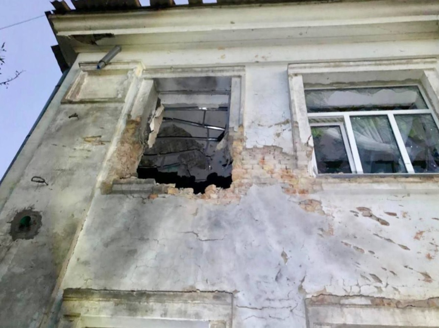 Орки з важкої артилерії обстріляли Нікополь - фото